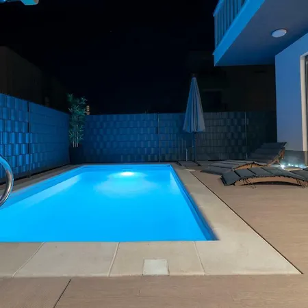 Apolon Ii Apartment